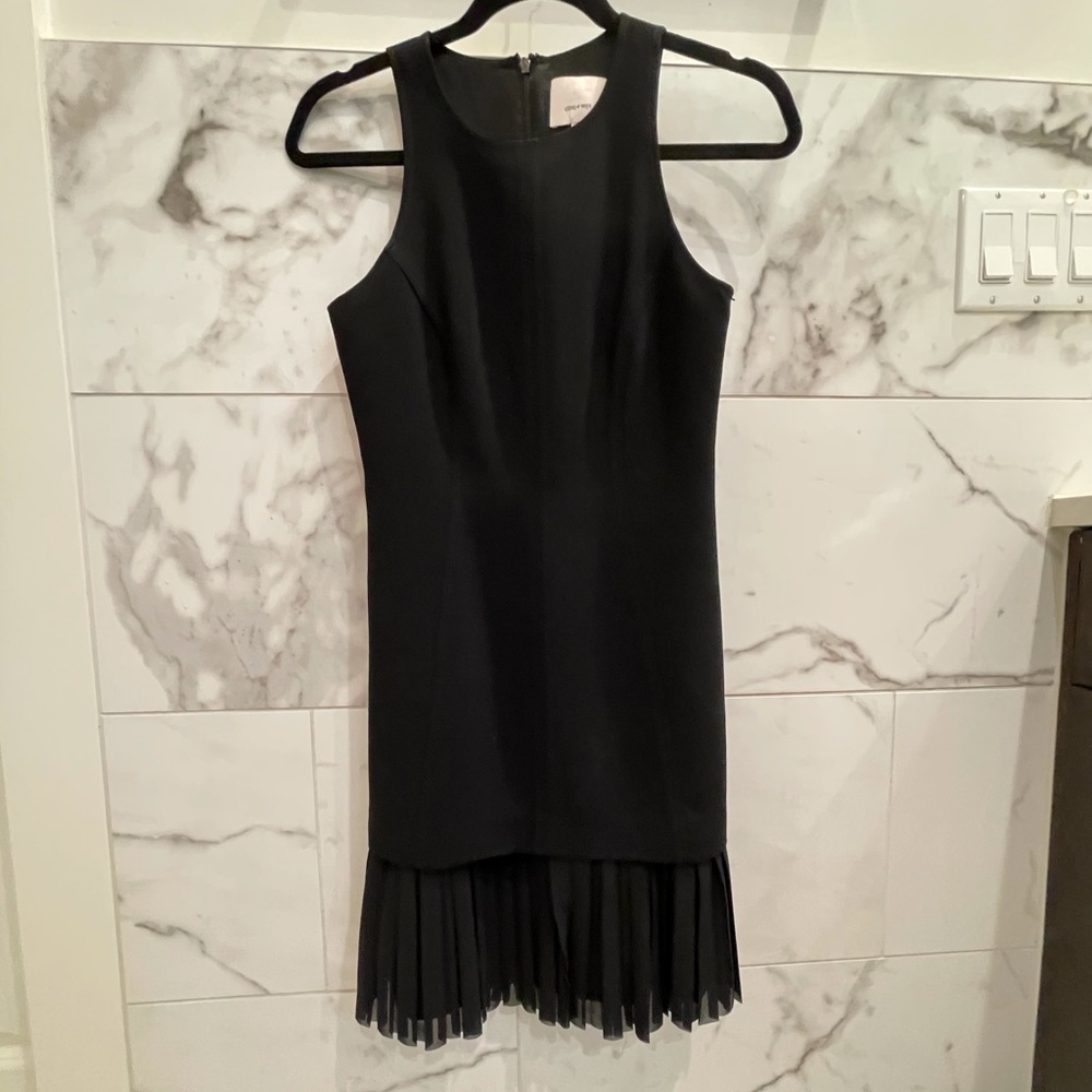 Cinq à Sept black Catriona Dress sz 2 like new